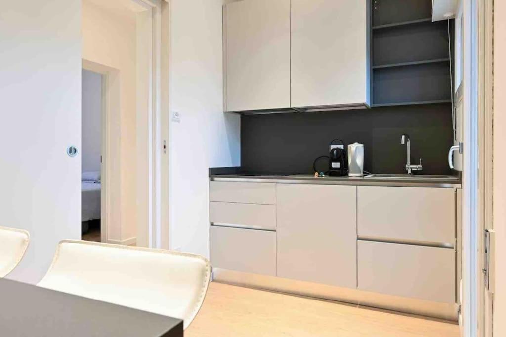 -Free Parking & Wifi- 10 Minuti Dal Centro Apartment Padova Bagian luar foto